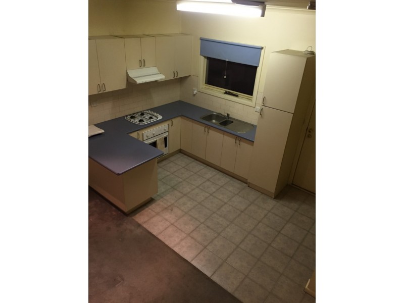 24 Calwell Street, Kensington VIC 3031