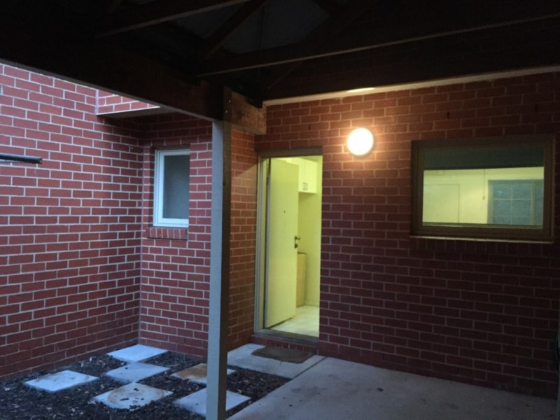 24 Calwell Street, Kensington VIC 3031