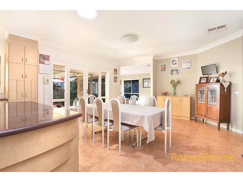 15 Sturrock Court, Mill Park VIC 3082