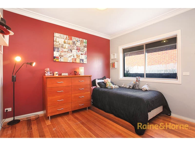 15 Sturrock Court, Mill Park VIC 3082