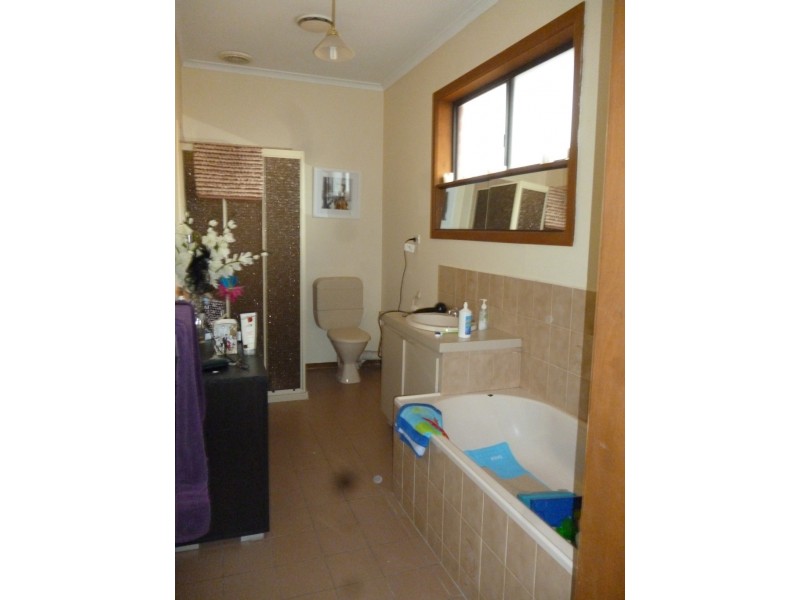 133 The Parade, Ascot Vale VIC 3032