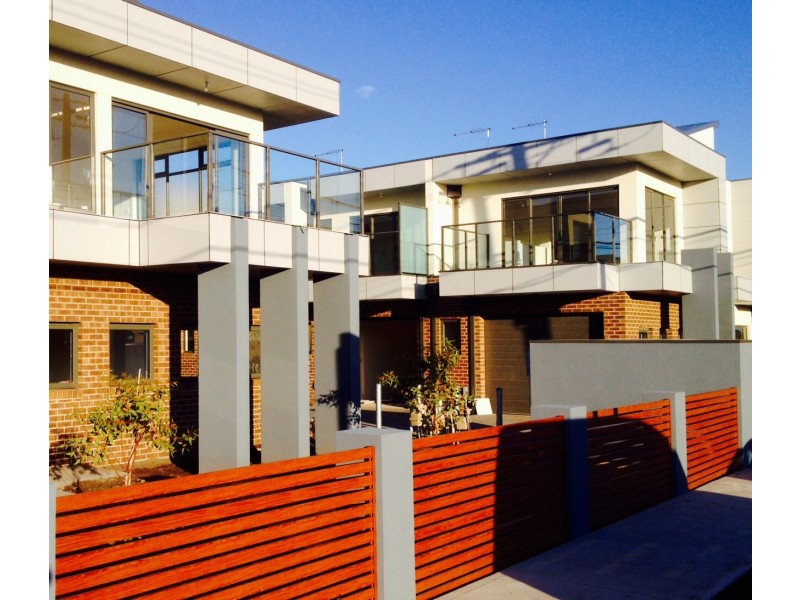 6/18-20 Northumberland Road, Sunshine North VIC 3020