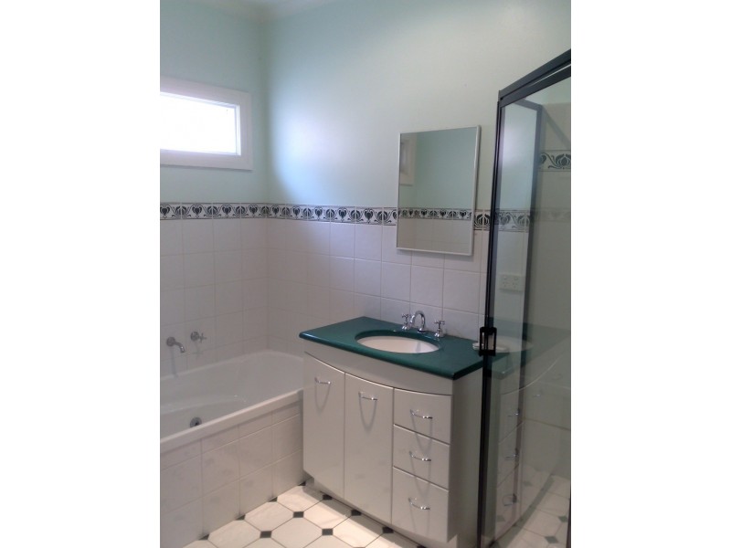 11 Hockey Lane, Ascot Vale VIC 3032