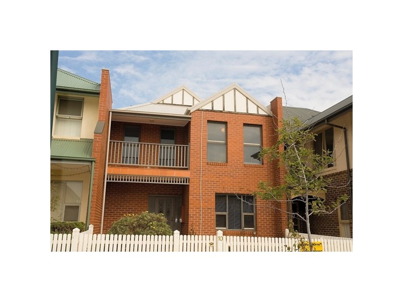 10 Wildcherry Street, Maribyrnong VIC 3032