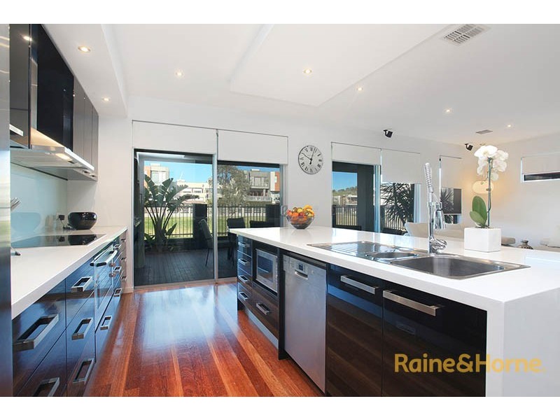 2 Pier Lane, Maribyrnong VIC 3032