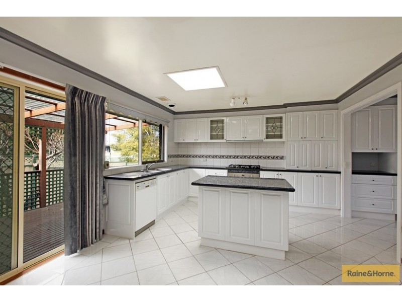 15 Tate Street, Pascoe Vale South VIC 3044