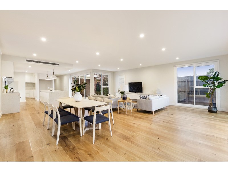 96 The Parade, Ascot Vale VIC 3032