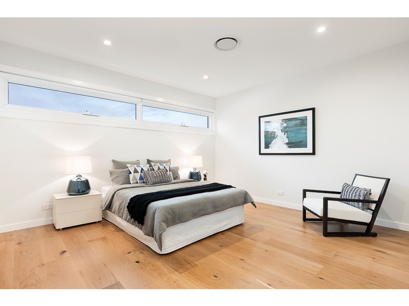 96 The Parade, Ascot Vale VIC 3032