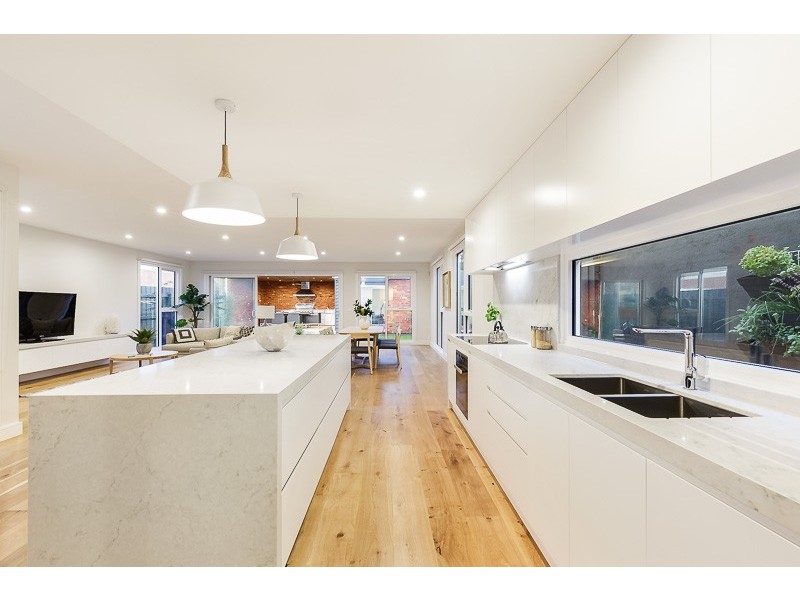 96 The Parade, Ascot Vale VIC 3032