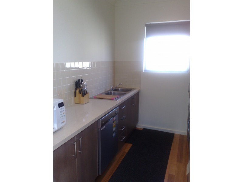 9/10 Rosamond Road, Maidstone VIC 3012