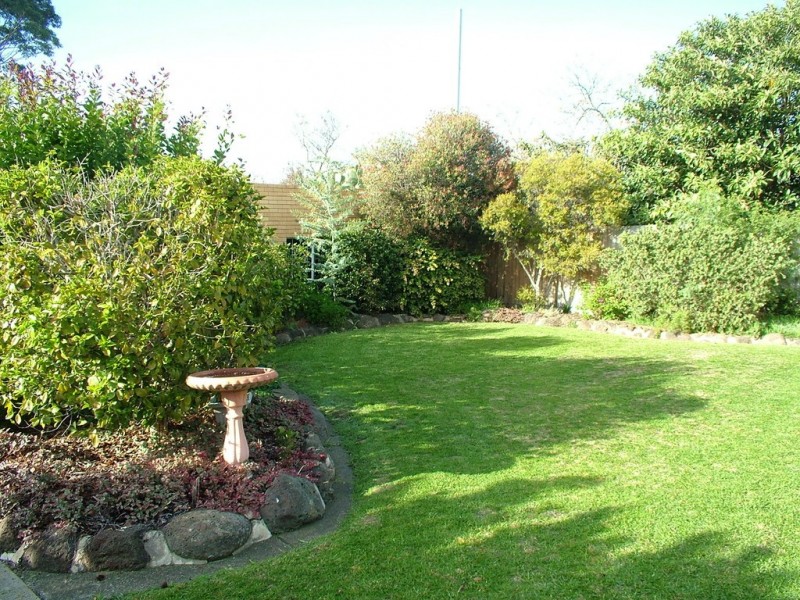 20 Riverview Street, Avondale Heights VIC 3034