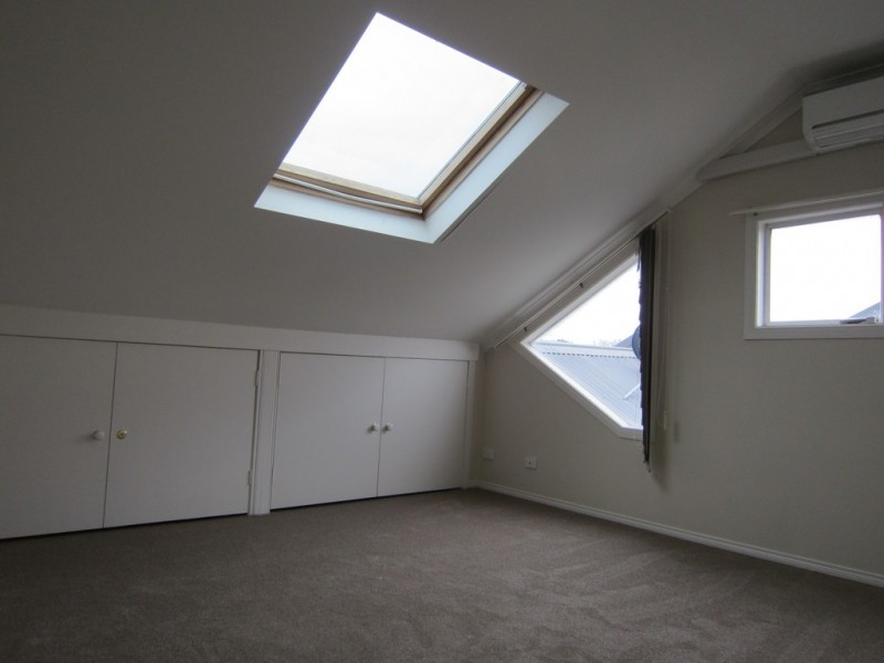 27 McNamara Mews, Kensington VIC 3031