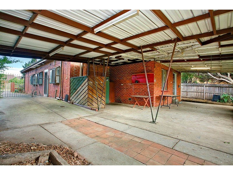 1 Warrs Road, Maribyrnong VIC 3032