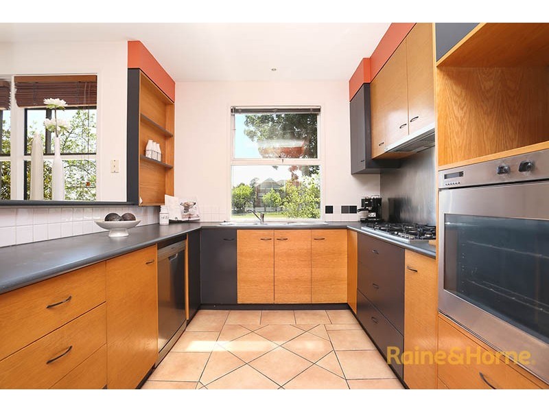 11 Frangipani Lane, Maribyrnong VIC 3032