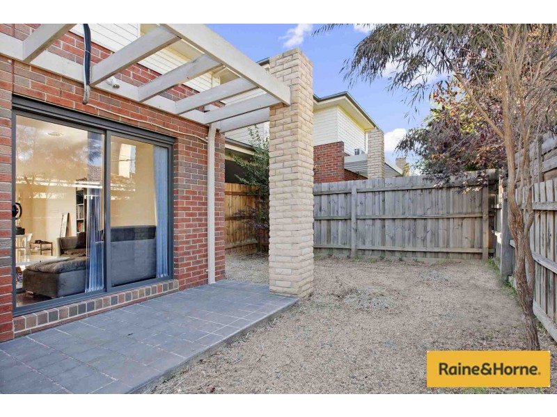 2/43 Chaleyer Street, Reservoir VIC 3073
