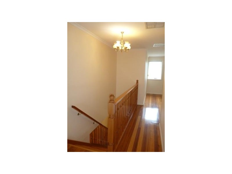 1 Summit Rise, Maribyrnong VIC 3032