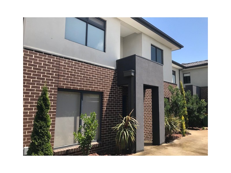 2/8 Baird Street, Maidstone VIC 3012