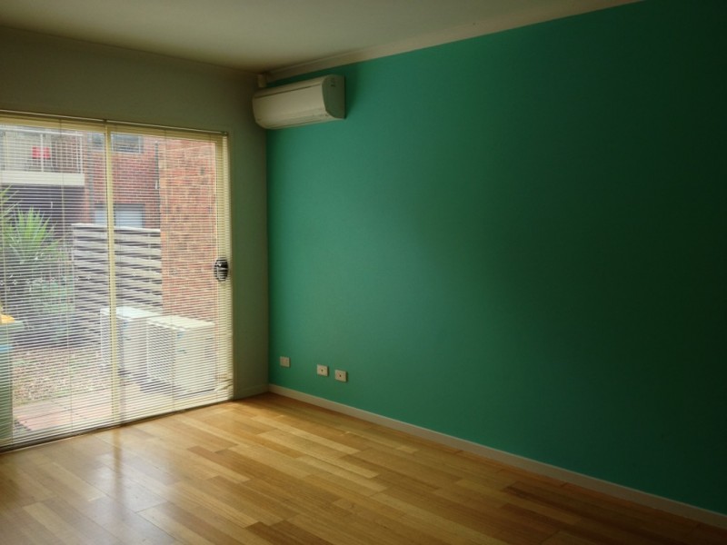 17 Ribbony Walk, Maribyrnong VIC 3032