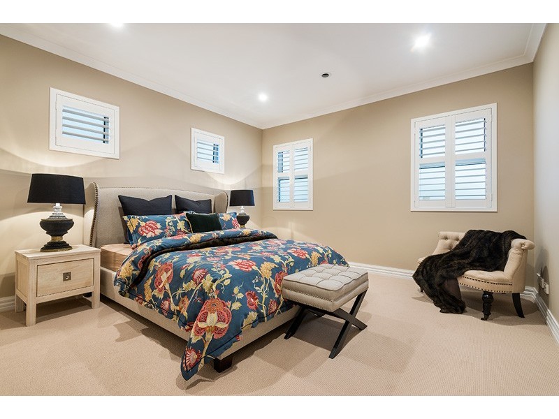 31 Bayswater Road, Kensington VIC 3031