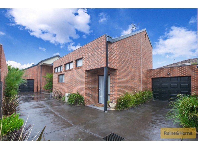 2/103 St Leonards Road, Ascot Vale VIC 3032