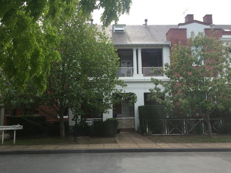 23 Gatehouse Place, Maribyrnong VIC 3032