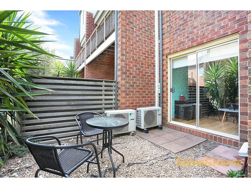 17 Ribbony Walk, Maribyrnong VIC 3032