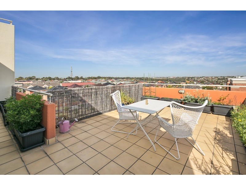 506/77 Village Way, Maribyrnong VIC 3032