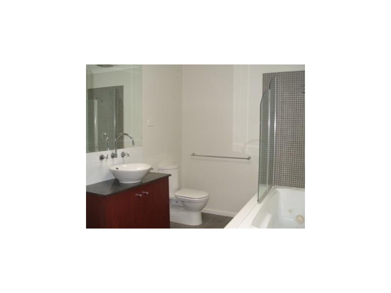 10 Kynoch Lane, Maribyrnong VIC 3032