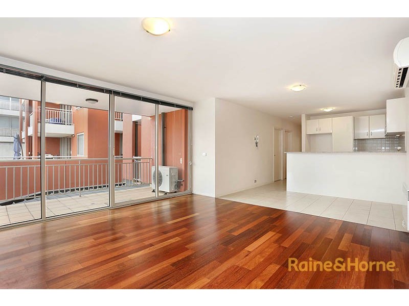 207/77 Village Way, Maribyrnong VIC 3032