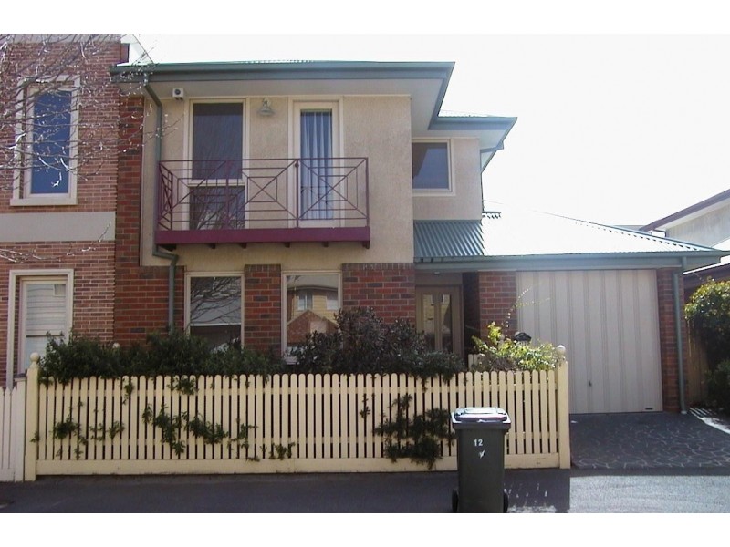 12 Halford Lane, Kensington VIC 3031