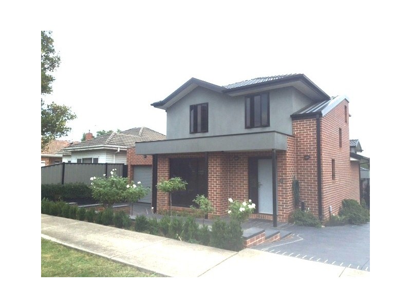 1/7 Donald Avenue, Essendon VIC 3040