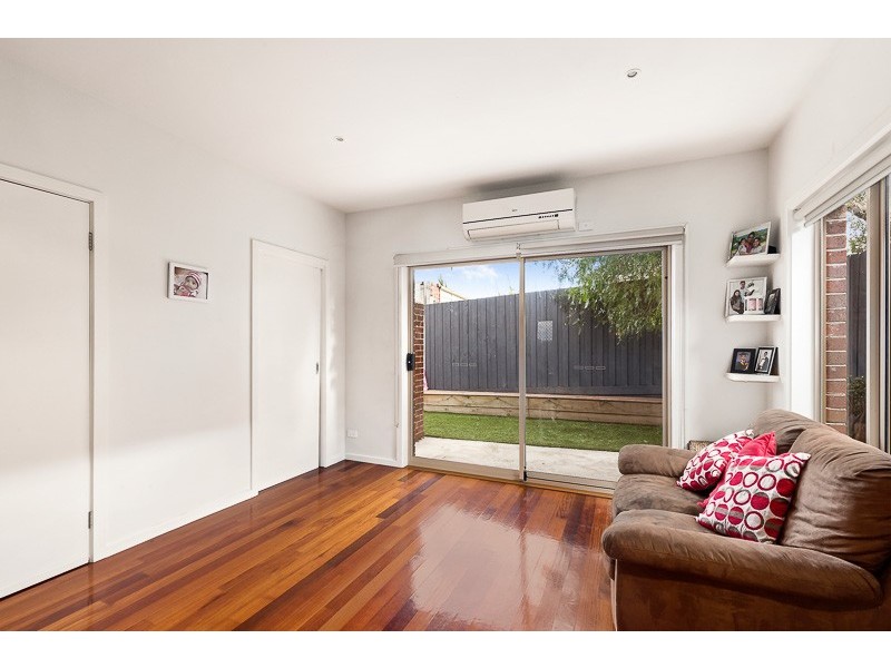 4/50 Chaleyer Street, Reservoir VIC 3073