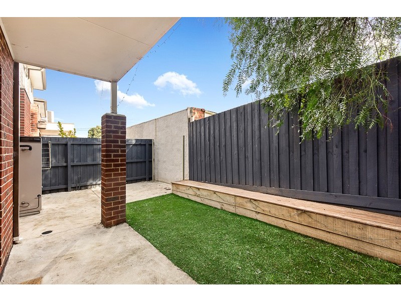 4/50 Chaleyer Street, Reservoir VIC 3073