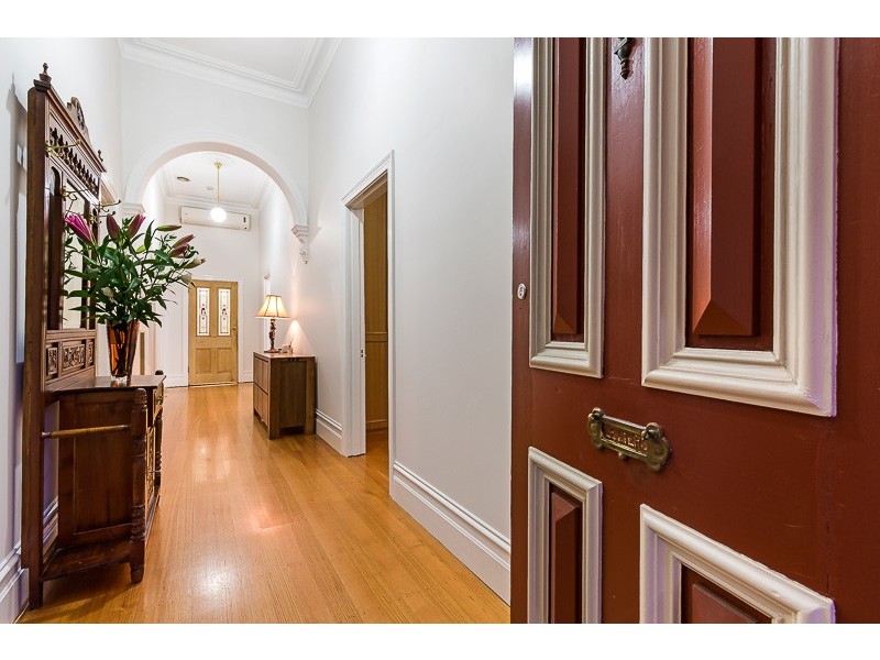 134 St Leonards Road, Ascot Vale VIC 3032