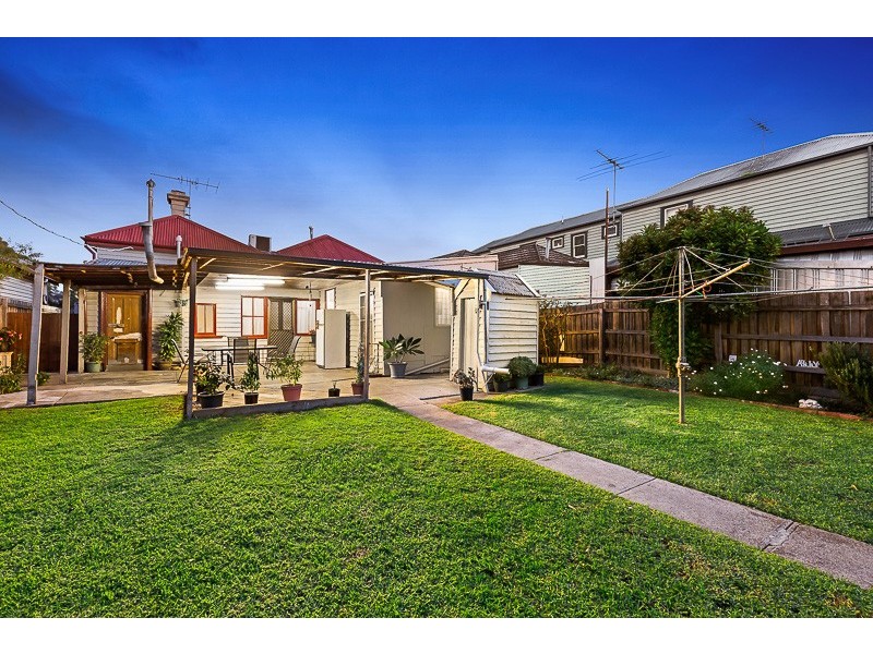 134 St Leonards Road, Ascot Vale VIC 3032