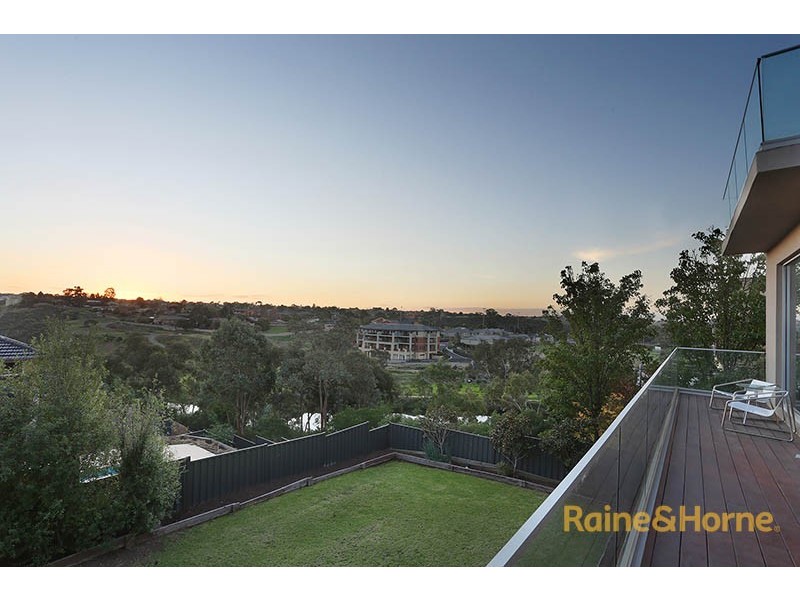 24 Saltwater Crescent, Maribyrnong VIC 3032