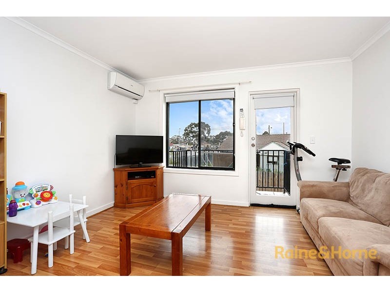 12/9 Churchill Avenue, Maidstone VIC 3012