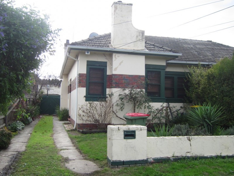 8 Leopold Street, Maribyrnong VIC 3032