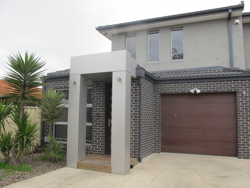 28 Grantham Parade, St Albans VIC 3021