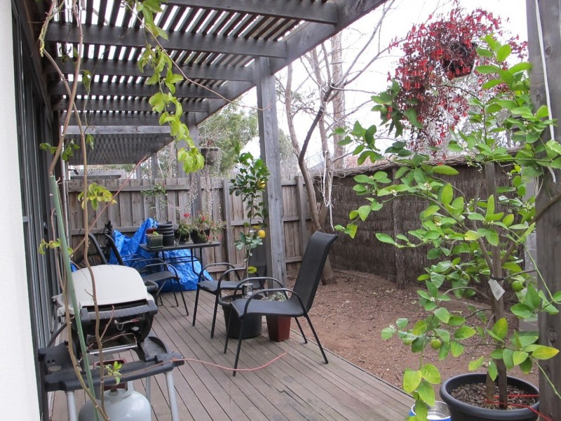 5/1-5 The Close, Caroline Springs VIC 3023