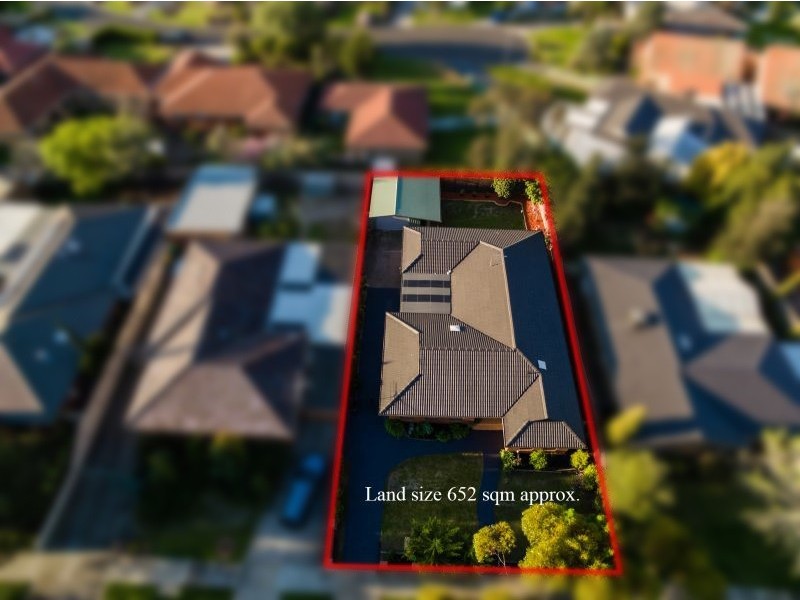 32 Aldershot Drive, Keilor Downs VIC 3038
