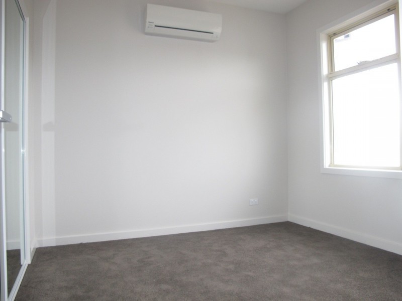 1/9 Fox Street, St Albans VIC 3021