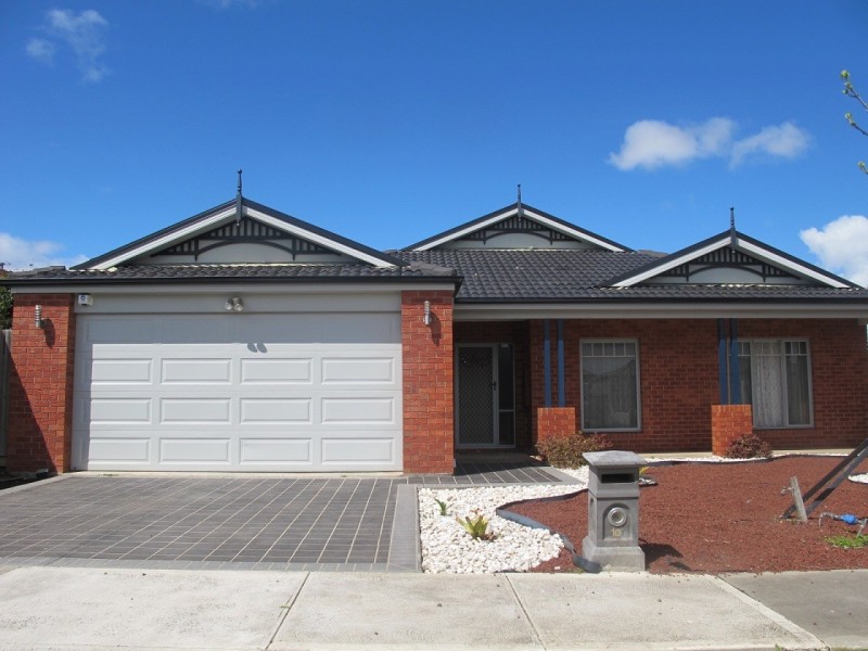 10 Kingston Drive, Taylors Hill VIC 3037