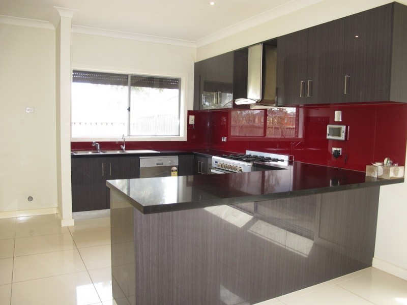 23 Redcliffe Terrace, Taylors Hill VIC 3037