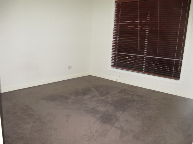 23 Redcliffe Terrace, Taylors Hill VIC 3037