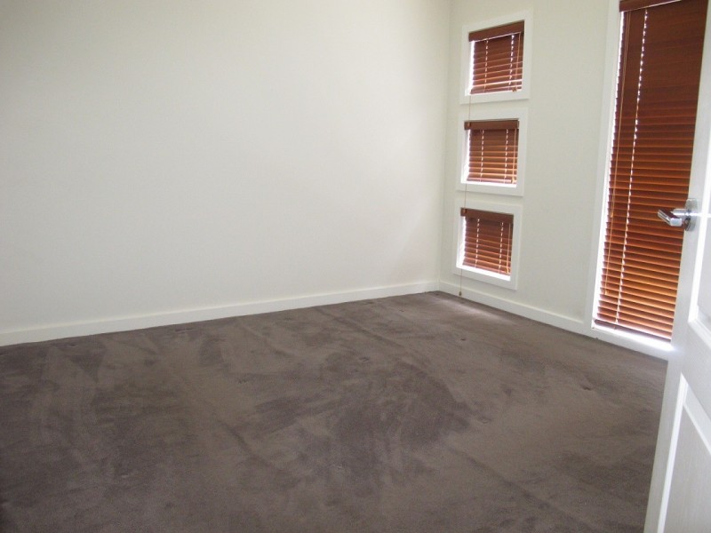 23 Redcliffe Terrace, Taylors Hill VIC 3037