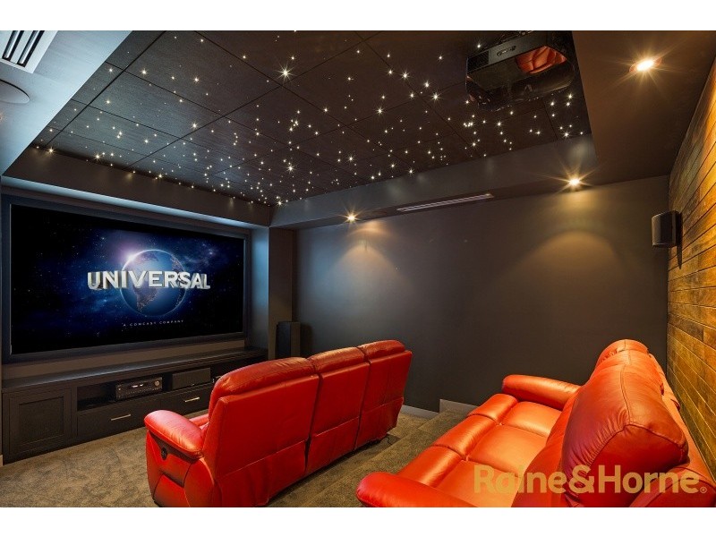 66 George Street, Taylors Hill VIC 3037