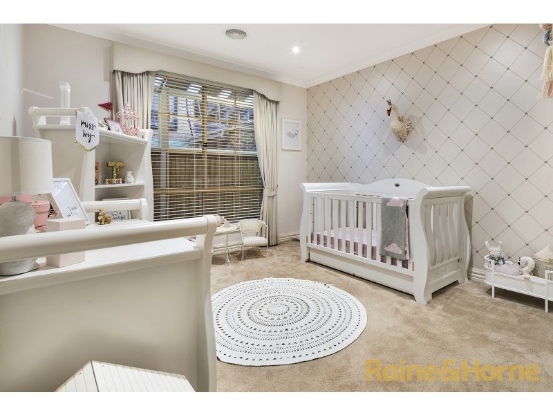 66 George Street, Taylors Hill VIC 3037