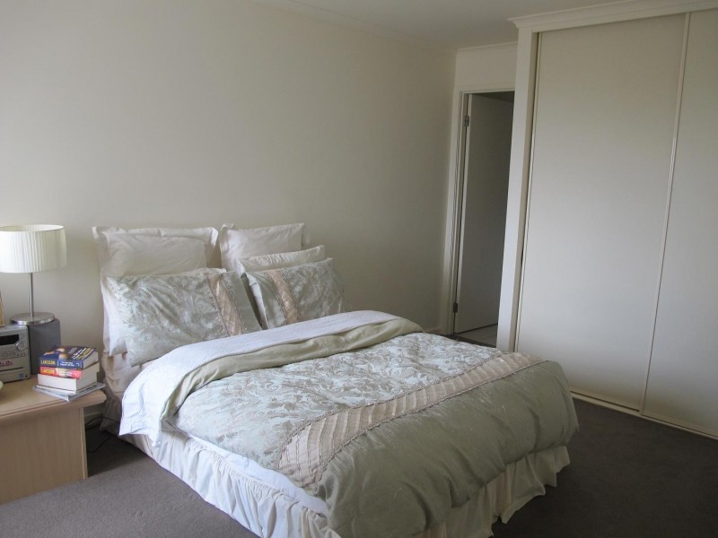 17/21-29 Trickey Avenue, Sydenham VIC 3037