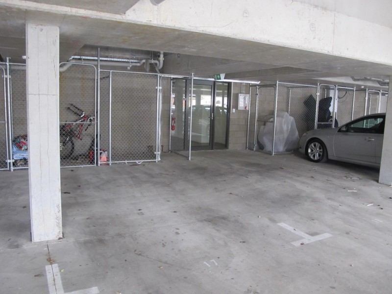 17/21-29 Trickey Avenue, Sydenham VIC 3037